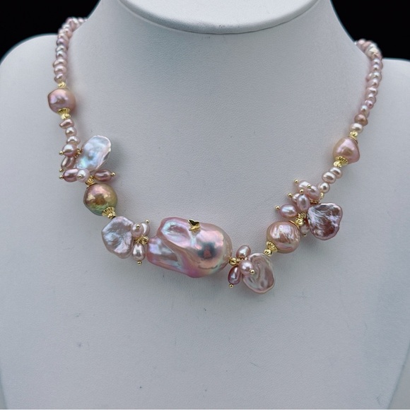D44 Handmade Freshwater Baroque Pearl Necklace with Flame Ball Pendant - Picture 8 of 8